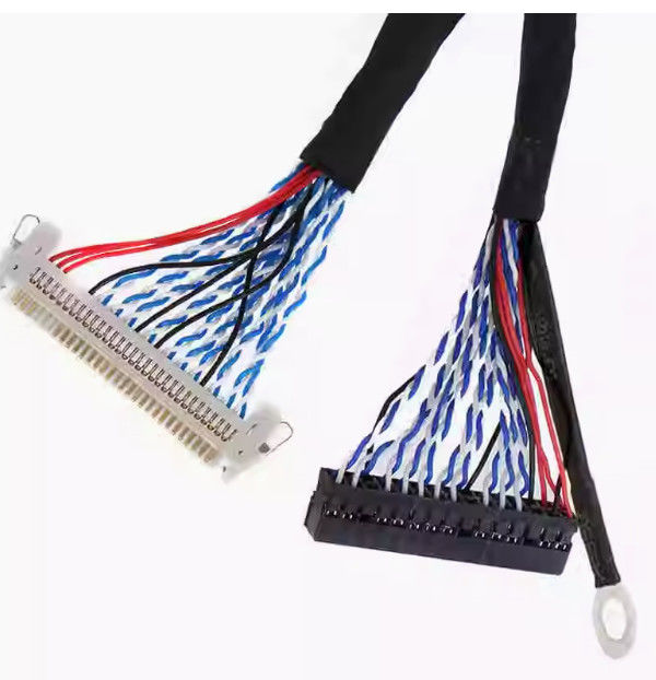 การประกอบเคเบิล Lvds ความเร็วสูง - การใช้สัญญาณความดันต่ําแบบปรับกันแบบยืดหยุ่นสําหรับจอและการถ่ายทอดข้อมูล