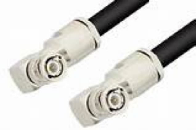 สายเคเบิลโคเอชเชียลความดันสูง 100 เมตร สําหรับช่วงความถี่ 0-3 GHz ด้วย PVC Jacket และความกดต่ํากว่า 30 Ohm