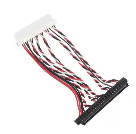การออกแบบสายเคเบิลที่กําหนดเองสําหรับระบบ LVDS ที่คอมพัคต์ มีการเคลื่อนที่แบบยืดหยุ่น และความต้านทาน EMI สําหรับการใช้งานในอุตสาหกรรม