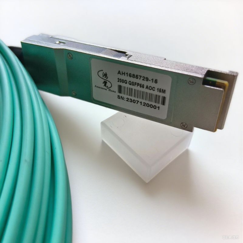ผู้ผลิตชุดสายไฟนำเสนอชุดประกอบความเร็วสูง QSFP-40G พร้อมการออกแบบสายเคเบิลแบบกำหนดเองสำหรับศูนย์ข้อมูล โดดเด่นด้วยความสมบูรณ์ของสัญญาณการสูญเสียน้อยและการป้องกัน EMI